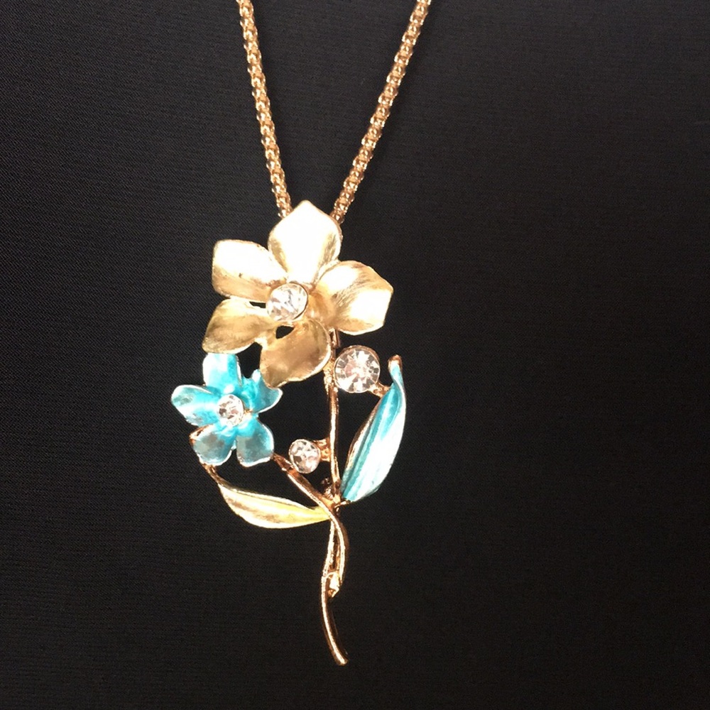 Double Flower Brooch/ Pendant Necklace - Picture 4 of 12